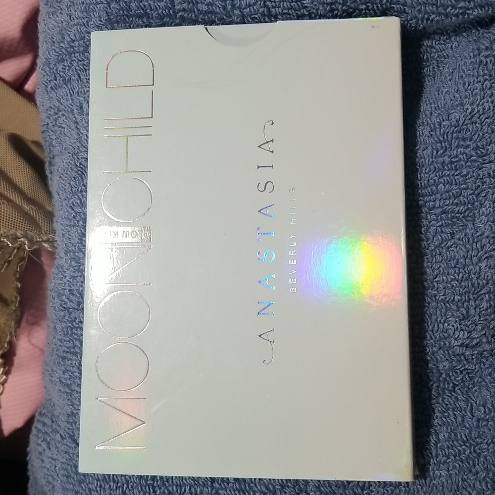 Eyeshadow